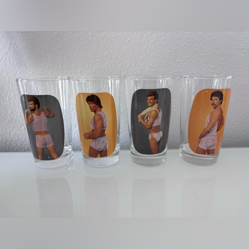 Vintage Male Men Rare Sip ‘n Strip Drink ware Peek-a-boo Complete set of 4